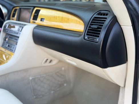 Used 2004 Lexus SC 430 Convertible image 35