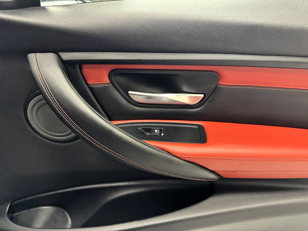 Used 2018 BMW M3 RWD image 20