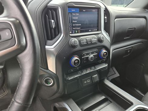 Used 2022 Chevrolet Silverado 1500 LT Trail Boss image 22