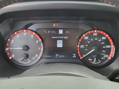 Used 2023 Nissan Titan PRO-4X w/ Pro-4x Convenience Package image 14