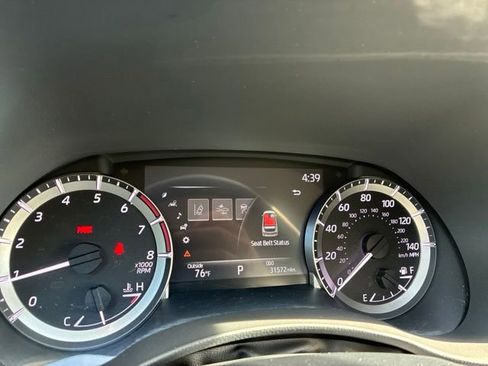 Used 2023 Toyota Highlander L FWD image 25