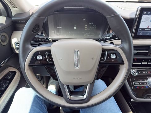 Used 2020 Lincoln Corsair Reserve w/ Equipment Group 201A AWD/4WD image 15