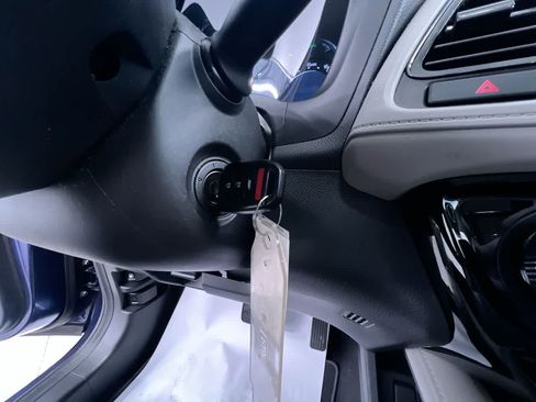 Used 2016 Honda HR-V LX image 17