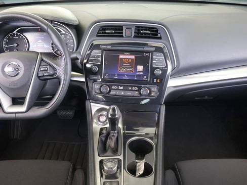 Used 2020 Nissan Maxima 3.5 S w/ Floor Mat Group FWD image 17