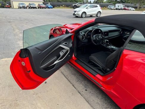 Used 2023 Chevrolet Camaro LT w/ RS Package RWD image 10