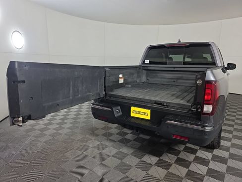 Used 2019 Honda Ridgeline RTL-E image 10