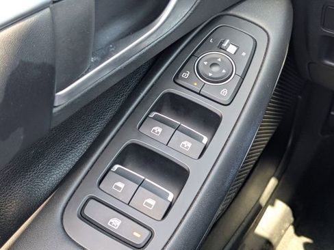 Used 2025 Hyundai Sonata SEL FWD image 21