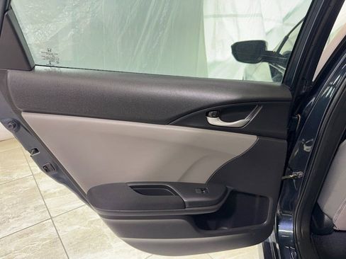 Used 2021 Honda Civic EX image 40