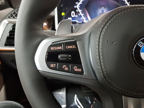 New 2026 BMW X5 xDrive40i w/ M Sport Package image 18