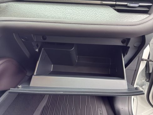 New 2026 Ford Explorer Platinum w/ LUX Leather Package image 28