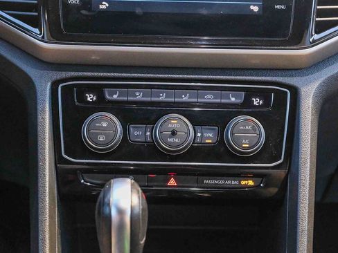 Used 2020 Volkswagen Atlas Cross Sport SEL FWD image 16