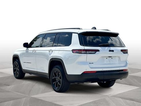 Used 2024 Jeep Grand Cherokee L Laredo AWD/4WD image 5