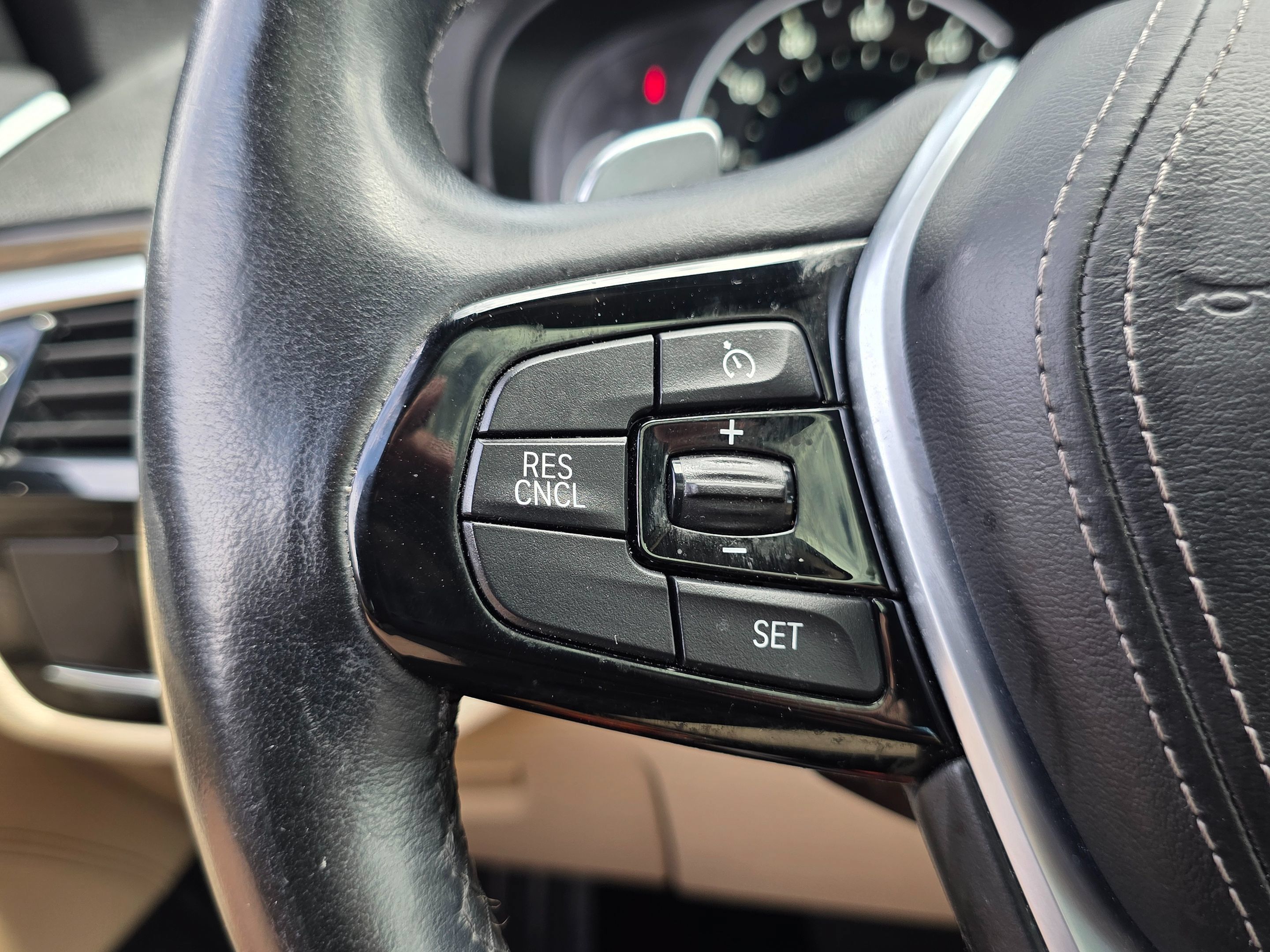 Used 2019 BMW 540i w/ Convenience Package RWD image 29