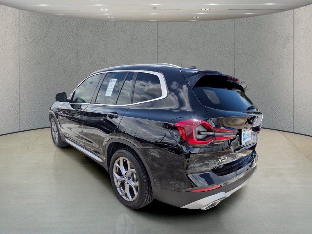 Used 2023 BMW X3 xDrive30i w/ Convenience Package AWD/4WD image 5
