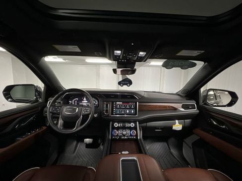 Certified 2024 GMC Yukon Denali Ultimate AWD/4WD image 21