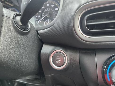 Used 2023 Hyundai Kona SEL FWD image 22