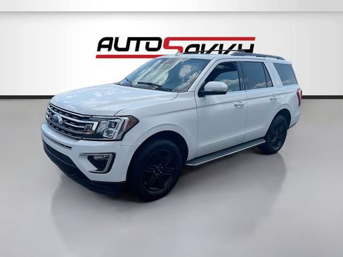 Used 2021 Ford Expedition XLT AWD/4WD image 3
