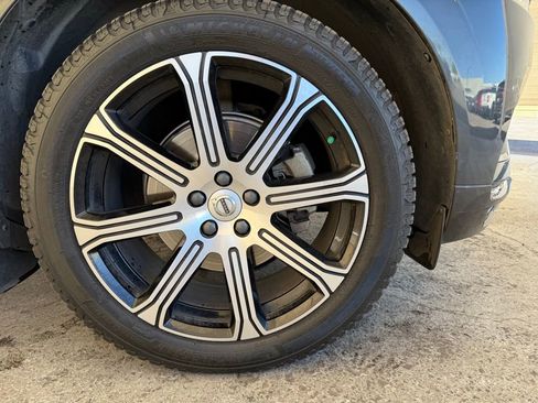 Used 2021 Volvo XC60 T5 Inscription w/ Advanced Package image 11