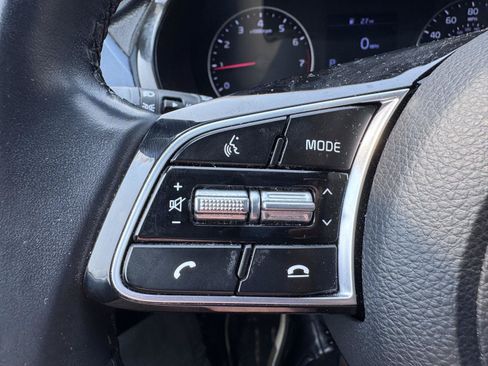 Used 2022 Kia Seltos S FWD image 16
