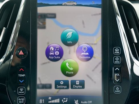 Used 2017 Toyota Prius Prime Premium image 53