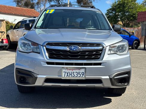 Used 2017 Subaru Forester 2.5i w/ Alloy Wheel Package image 3