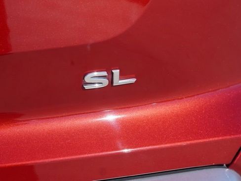 Used 2022 Nissan Pathfinder SL image 10