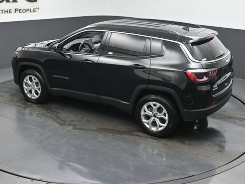 Used 2024 Jeep Compass Latitude AWD/4WD image 46