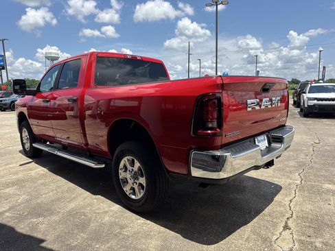 Used 2026 RAM 2500 Big Horn AWD/4WD image 5
