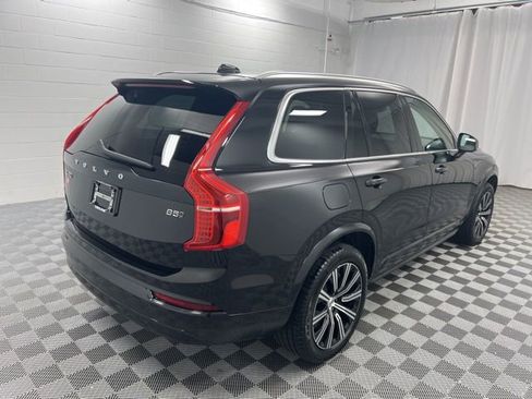 Used 2023 Volvo XC90 B5 Core w/ Climate Package image 5