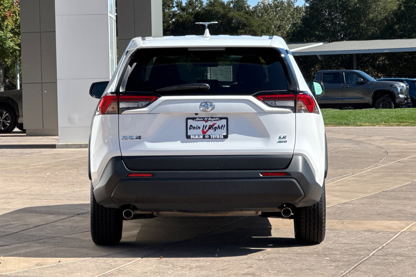 Certified 2025 Toyota RAV4 LE AWD/4WD image 6
