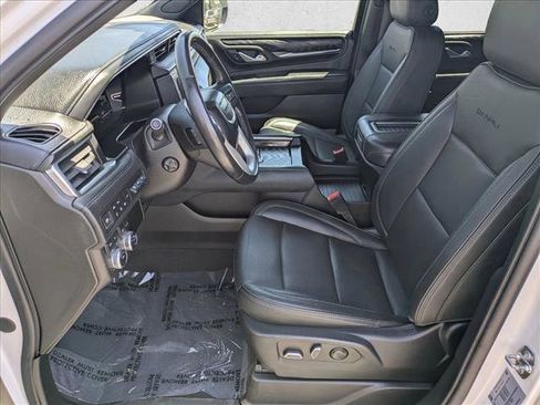 Used 2022 GMC Yukon XL Denali AWD/4WD image 15