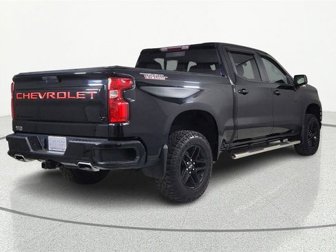 Used 2021 Chevrolet Silverado 1500 LT Trail Boss w/ Convenience Package II image 4