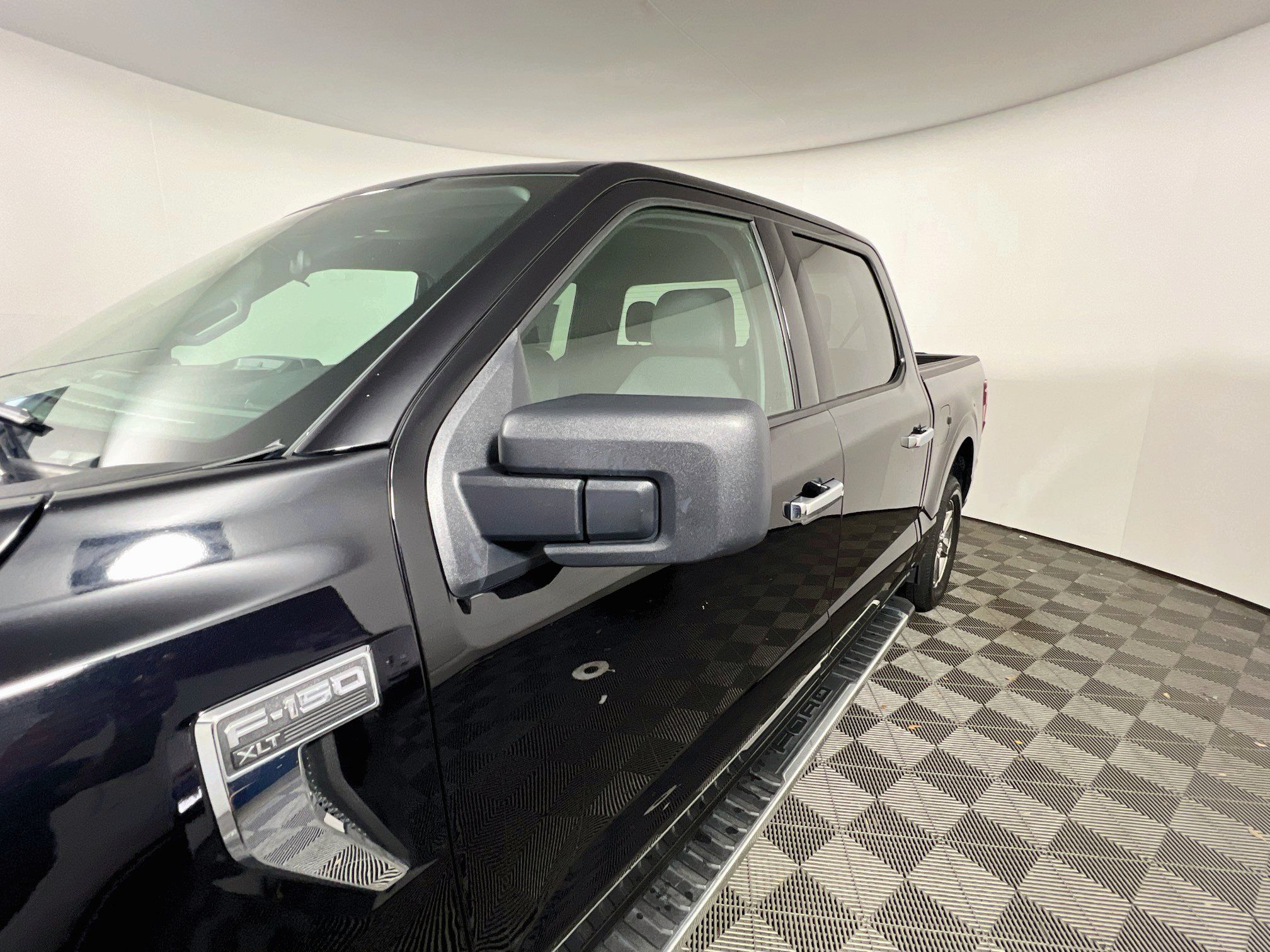 Used 2025 Ford F150 XLT w/ Equipment Group 301A Standard RWD image 12