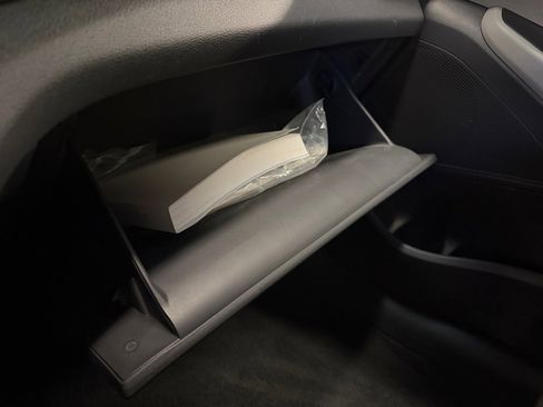 Used 2018 Hyundai Ioniq SEL image 38