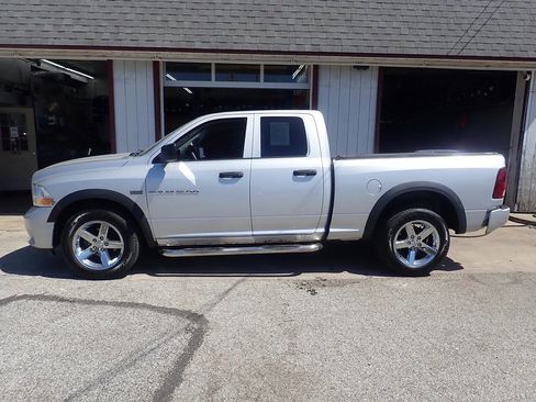 Used 2012 RAM 1500 Express AWD/4WD image 4