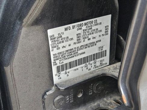 Used 2015 Ford F250 XLT w/ XLT Value Package image 17