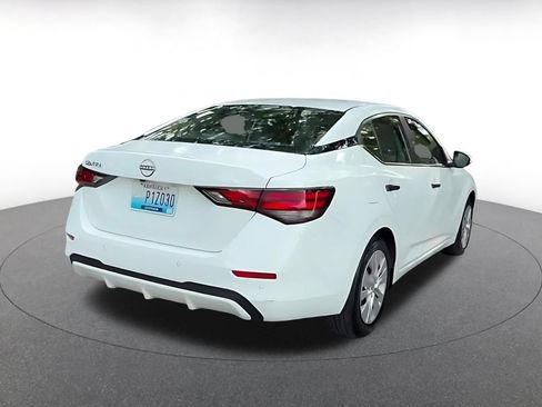 Used 2025 Nissan Sentra S FWD image 14