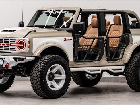 Used 2026 Ford Bronco 4-Door AWD/4WD image 1