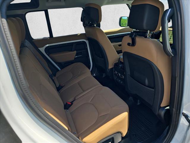 New 2026 Land Rover Defender 110 S AWD/4WD image 11