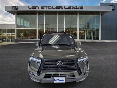 Used 2024 Lexus GX 550 w/ Accessory Package (2T) AWD/4WD image 8