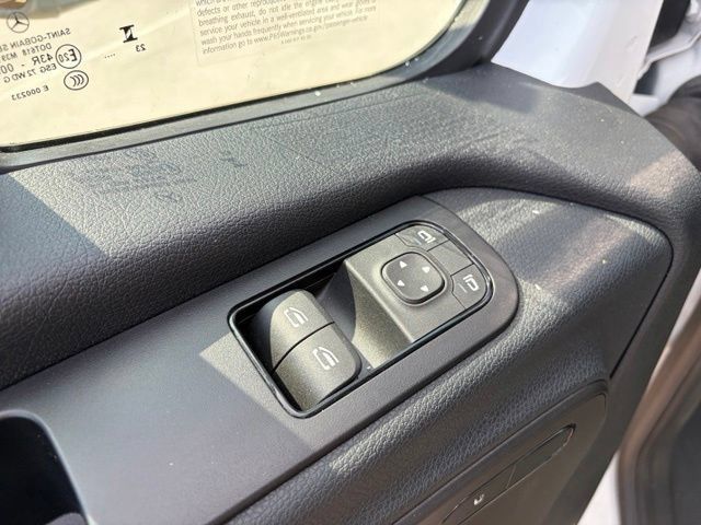 Used 2024 Mercedes-Benz Sprinter 3500 image 10