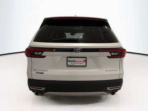 Certified 2025 Toyota Grand Highlander AWD Hybrid image 5