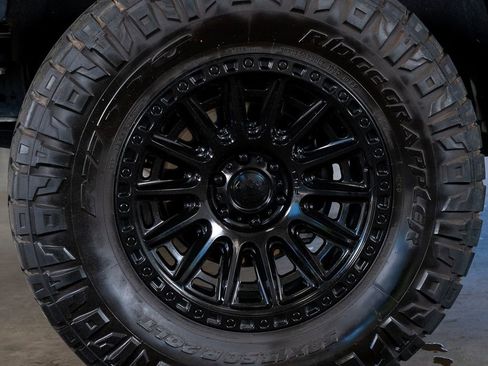 Used 2023 Ford F150 Raptor w/ Equipment Group 802A Raptor R AWD/4WD image 23