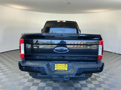 Used 2019 Ford F350 Lariat w/ Lariat Ultimate Package AWD/4WD image 5
