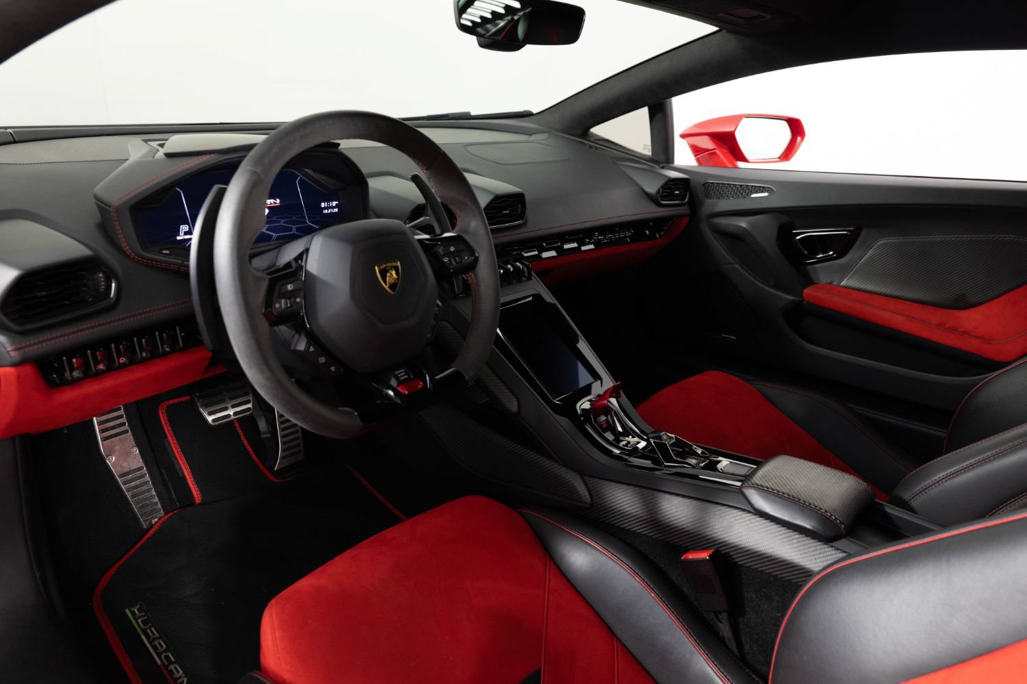 Used 2020 Lamborghini Huracan EVO AWD/4WD image 12