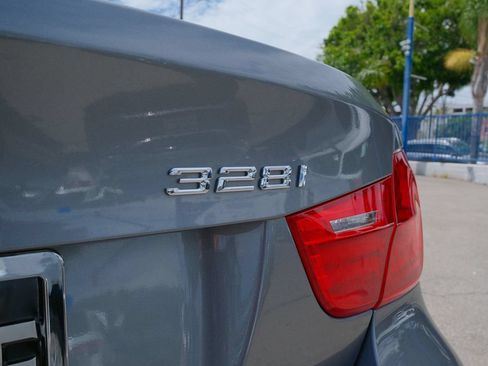 Used 2011 BMW 328i Sedan RWD image 46