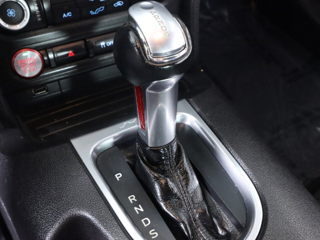Used 2020 Ford Mustang Coupe RWD image 26