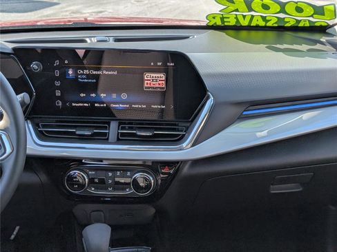 New 2026 Chevrolet Trax LT w/ Sunroof Package image 13