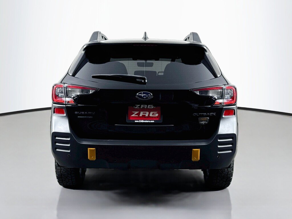 Used 2022 Subaru Outback Wilderness AWD/4WD image 4