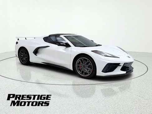 Used 2024 Chevrolet Corvette Stingray Coupe w/ 1LT RWD image 10